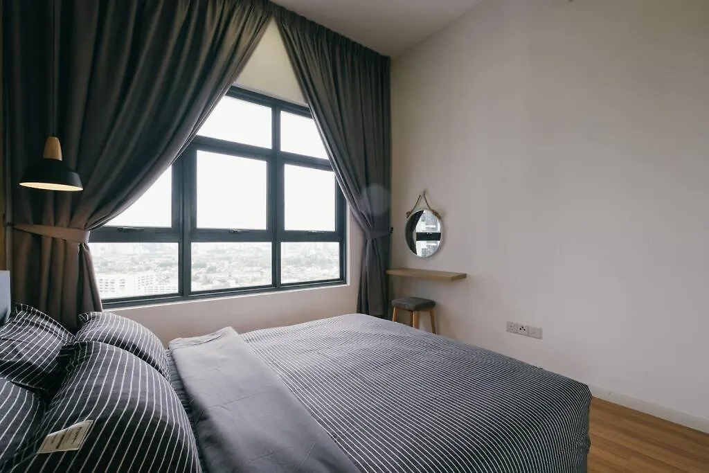 Lakeville Residence 3Br5Pax Batucave Pool 500Mbps Kuala Lumpur