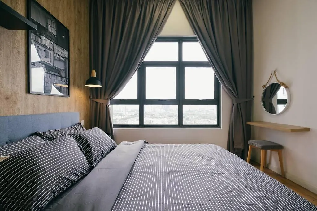 Apartment Lakeville Residence 3Br5Pax Batucave Pool 500Mbps Kuala Lumpur